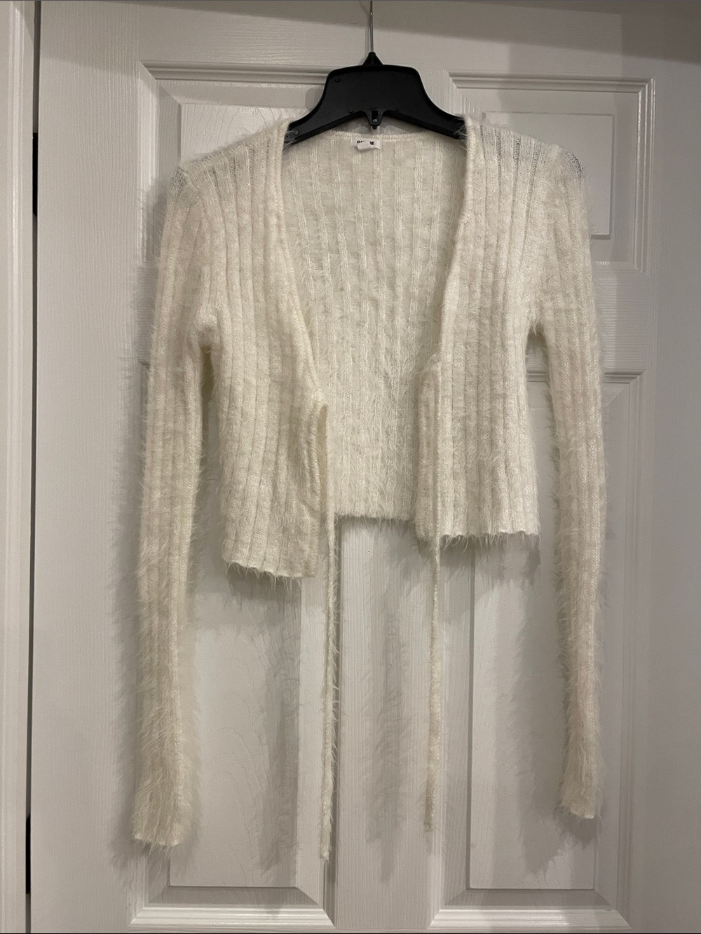 Garage Cream Fuzzy Cropped Tie-Front Cardigan, Size XS